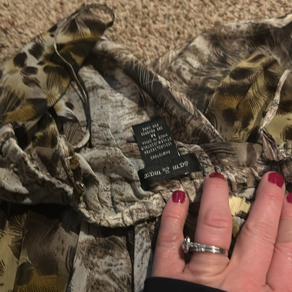 Women’s Dress - Picture 3 of 3